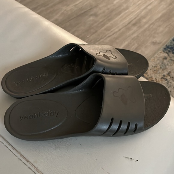 Slides - Picture 5 of 9